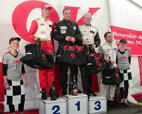 Vindere af OK Saxo Cup mesterskabet 2005 på podiet: 1 Thomas Wulff. 2 Tommy Nygaard. 3 Dan Birkelev. 4 Claus Christensen.